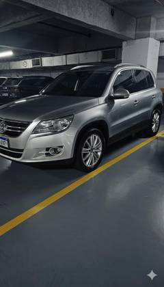 VOLKSWAGEN TIGUAN 2.0 TSI 16V TURBO GASOLINA 4P TIPTRONIC VOLKSWAGEN TIGUAN 2.0 TSI 16V TURBO GASOLINA 4P TIPTRONIC